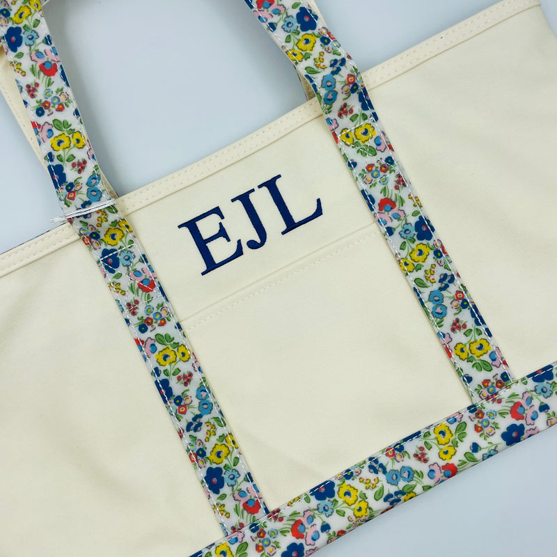 Rain or Shine Tote - Posies Trim