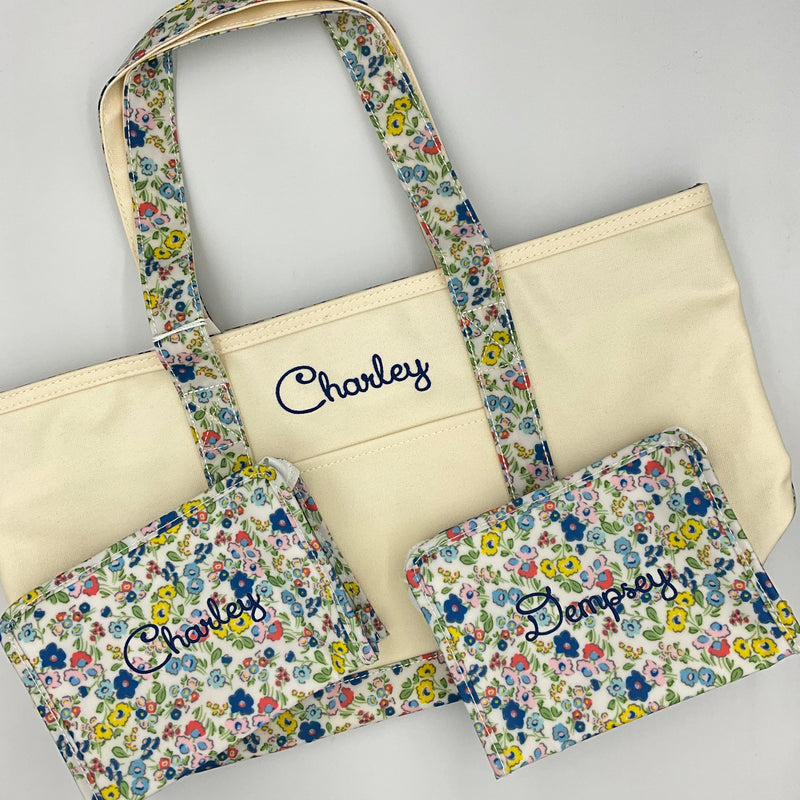 Rain or Shine Tote - Posies Trim